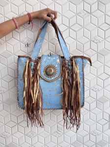 กระเป๋าถือสตรีหนังแท้ที่ทำจากขนสัตว์โลหะแท้มีสไตล์กระเป๋าสตางค์ผมแบบโบฮีเมียน - Product Image 2