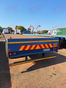 カスタムザンビアロング車両黄色赤反射板ストリップ反射自己接着性リアマーキング反射板トラックシェブロンボード - Product Image 4