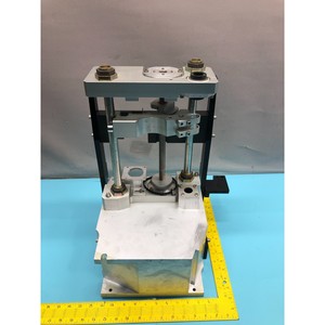 AMAT 0010-76246 P5000 LIMB 15-SLOT STORAGE - Equipo y piezas de semiconductores de confianza de Trusted Global Legacy - Product Image 1