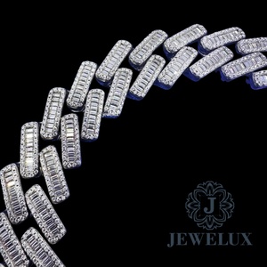 Bracelet tennis élégant et raffiné en diamants pour femmes, finition haute brillance et fermoir sécurisé, disponible au prix export. - Product Image 2