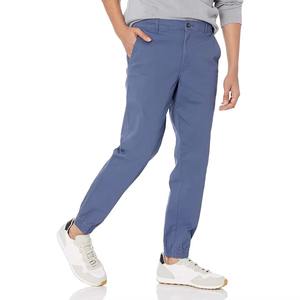 Pantalon plissé classique pour homme, en tissu de haute qualité, au look raffiné et à la coupe confortable, idéal pour le bureau et les occasions formelles. - Product Image 4