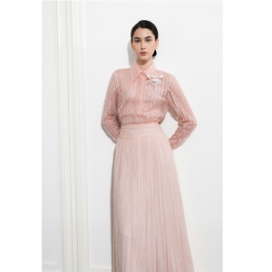 Nouvelle Tendance 2026 Blouses et Chemises pour Femmes BLUSE À RAYURES SERPENTINES Manches Longues Tissu CUPRO Col Pointu Hauts et Blouses pour Femmes - Product Image 2