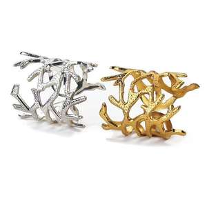 Anillo de Servilleta Decorativo Redondo de Metal Plateado y Dorado con Corte Láser, Decoración de Mesa con Diseño de Mariposa, Envío Directo - Product Image 1