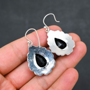 Pendientes Colgantes de Plata de Ley 925 con Ónix Negro Creado en Laboratorio, Corte Pera de 1.9 mm, 2 Piedras, Joyería Fina de Lujo, Personalizados y de Gran Venta - Product Image 3