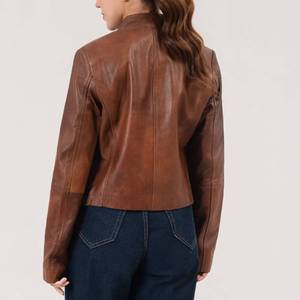 Chaqueta de Cuero Genuino Marrón Vintage para Mujer Shirley - Diseño Transpirable de Invierno con Cierre de Cremallera - Chaqueta de Cuero Marrón Vintage - Product Image 4