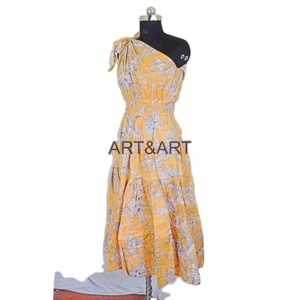 ชุดเดรสผ้าฝ้ายพิมพ์ลายดอกไม้สไตล์อินเดียชุดคลุมอาบน้ำสไตล์หวานสำหรับผู้หญิงเสื้อโค้ทขนาดฟรีกระดุมเสื้อลำลองฮิปฮอปแบบทางการสำหรับฤดูร้อน - Product Image 4