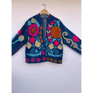 Chaqueta de Algodón con Bordado Suzani, Estilo Bohemio, para Invierno, con Detalle de Botones, para Mujer, Talla Única, Regalo Étnico para Bodas - Product Image 3