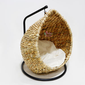 Casa de mascotas ecológica y acogedora con jacinto de agua con cojín suave, cómoda cama colgante para mascotas - Product Image 1