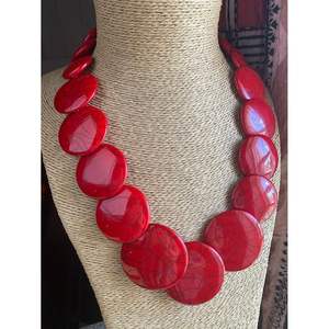 Fournitures élégantes en résine et perles de bois - Collier pour bijoux superposés stylés - Product Image 1