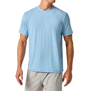 T-shirt décontracté pour homme, coupe classique, bleu clair, col rond, manches courtes, logo personnalisé, 100% polyester, t-shirt de performance - Product Image 1