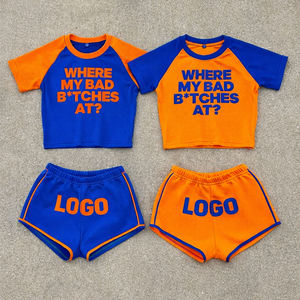 Conjunto de dos piezas para mujer al por mayor, personalizado, con chaqueta corta con cremallera y pantalones cortos a juego, con diseño de patchwork naranja. - Product Image 4