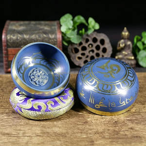 Cuenco de Bronce Tradicional con Sonido Profundo y Resonante para Terapia de Sonido y Relajación - Product Image 2