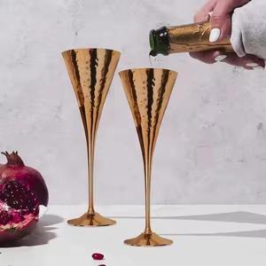 แก้วมาร์ตินี่ทองแดงร้อน แก้วไวน์ แก้วค็อกเทล แก้วมาร์การิต้า ดีไซน์สวยงาม - Product Image 1