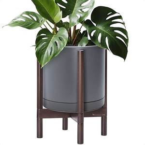 Maceta Moderna de Metal Estilo Bohemio con Patrón de Hojas Talladas a Mano y Patas de Madera para Plantas de Interior - Product Image 5