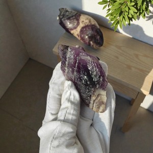 Pierres brutes d'améthyste naturelle en gros pour la fabrication de bijoux, la décoration de la maison, les cadeaux de Noël et du Nouvel An - Product Image 3