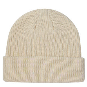 Bonnet tricoté sur mesure en gros avec motif torsadé et broderie ton sur ton pour les marques de streetwear américaines, collection hiver - Product Image 1