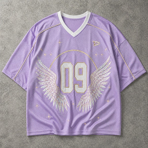 เสื้อเจอร์ซีย์กีฬาตาข่ายสไตล์ Y2K แบบโอเวอร์ไซส์ สีม่วงลาเวนเดอร์ Heaven Sent 09 ปักลายปีกนางฟ้า เสื้อผ้ากีฬาย้อนยุค - Product Image 1