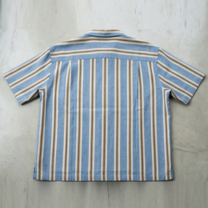 เสื้อชายหาดแขนสั้นลายทางสำหรับผู้ชาย ปกคอปก 100% โพลีเอสเตอร์ เสื้อว่ายน้ำชายหาด น้ำหนักเบา แห้งเร็ว เสื้อชายหาด - Product Image 2