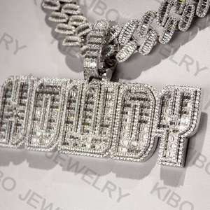 Colgante de moissanita VVS1 grande con nombre personalizado, corte baguette, colgante con letra personalizada, joyería para fiestas, colgante de rapero para hombre, colgante de hip hop. - Product Image 1