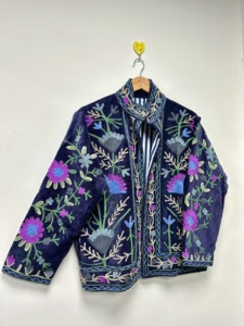 Veste bomber en velours faite à la main pour femmes, broderie florale, style bohème ethnique, épaisse, automne/hiver, longue, rembourrée en coton - Product Image 4