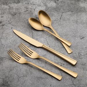 Juego de cubiertos de diseño arquitectónico armonioso, diseñado para mesas estructuradas, anfitriñaje moderno y comidas impecables. - Product Image 1