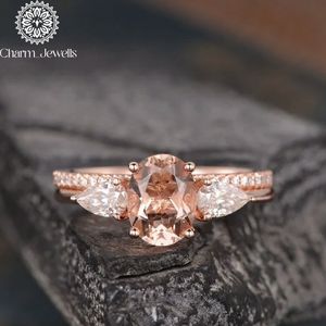 Bague de fiançailles en or rose et moissanite Charm_Jewells, taille ovale, sertie à griffes, style romantique, bijoux pour femme - Product Image 1