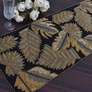Napperon, sous-verre et chemin de table décoratifs en tissu perlé noir et doré, faits main en Inde, pour décoration de mariage et de la maison - Product Image 4