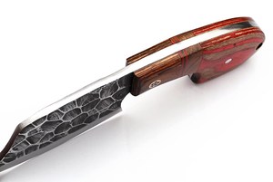 Couteau de chasse personnalisé en acier au carbone forgé à la main avec manche en bois, lame à pointe tombante, étui en cuir véritable - Product Image 4