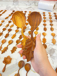 ช้อนไม้แกะสลักลายดอกไม้สามดอก ขนาด 16 ซม. งานฝีมือสุดพิเศษจากเวียดนาม ขายส่ง - Product Image 6