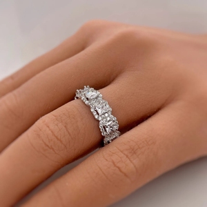 Nouvelle Collection : Bague de Fiançailles en Argent 925 Anti-ternissement, Moissanite VVS Taille Coussin, Bijou Hip Hop Bling, Certifiée IGI pour Mariage et Fêtes - Product Image 1