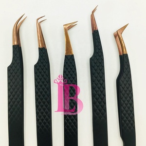Ensemble de pinces à cils très réputées, en acier inoxydable japonais, noires, anti-dérapantes, au meilleur prix. - Product Image 4