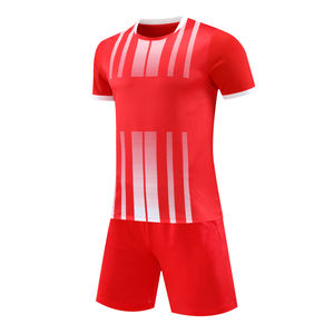 ชุดฟุตบอลสีแดงขาวแบบกำหนดเอง เสื้อแข่งสีเขียวดำ ชุดฟุตบอลพรีเมียม แห้งเร็ว น้ำหนักเบา ป้องกันรังสียูวี สำหรับทุกเพศ - Product Image 1