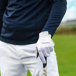 ถุงมือกอล์ฟผู้ชายรุ่น Relax Grip 2.0 สำหรับมือซ้าย สีขาว ผลิตจากวัสดุสแปนเด็กซ์คุณภาพพรีเมียมเพื่อความสบายและประสิทธิภาพที่เหนือกว่า - Product Image 4
