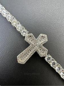 Pulsera de tenis con cruz lateral estilo Iced Out para hombre, pulsera con colgante en forma de T con diamantes estilo Hip Hop, cadena religiosa brillante, regalo de joyería para rapero - Product Image 3
