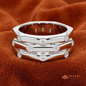 Anillo de Moissanita Redondo con Cinco Piedras, Banda Abierta, Plata de Ley 925, Joyería Fina, Anillo de Boda para Mujer, Lujo Premium de Brooklyn - Product Image 2