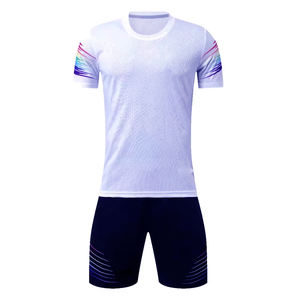 Conjunto de Camiseta y Pantalones Cortos de Fútbol Personalizados de Buena Calidad, Uniforme para Entrenamiento y Partidos de Equipo - Product Image 1