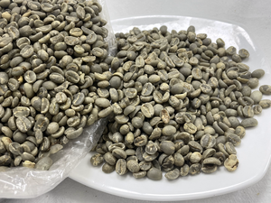 100% grains de café vert entier biologique du Vietnam Rrabica vert de qualité supérieure à des prix compétitifs du Vietnam - Product Image 2