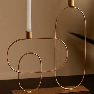 Candelabro de hierro de alta calidad que garantiza un rendimiento duradero e integridad estructural - Product Image 4