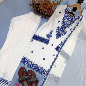 Ensemble haut et palazzo en satin de soie moderne de haute qualité BLOSSOM FABRIC, séchage rapide, pour femme, tenue de soirée, avec dupatta et broderies magnifiques - Product Image 1