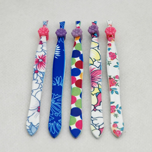 Pinzas Multicolores para Cejas, Duraderas y Fáciles de Limpiar, Herramientas de Depilación con Punta Inclinada para una Precisión - Product Image 4