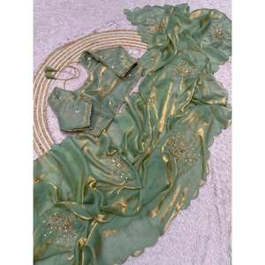 Sari Tradicional de Organza Bordado en Verde Claro de Algodón de Lujo para Niñas con Borde Festoneado para Bodas y Fiestas - Product Image 3