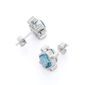 18K White Gold Pear Cut Blue Topaz Diamond Flower Stud <b>Earrings</b> - Product Image 5