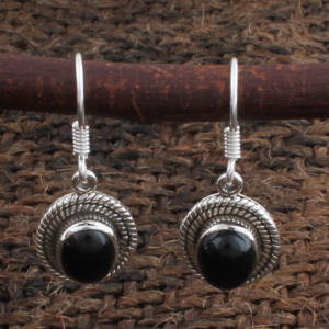 Boucles d'oreilles en onyx noir naturel en gros, clous géométriques en argent sterling 925 avec pierres précieuses, bijoux fins pour femmes et hommes, fabricant - Product Image 5