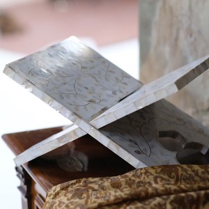 Soporte vintage para el Sagrado Corán, hecho a mano con incrustaciones de perla, estilo art déco, al precio más bajo. - Product Image 5