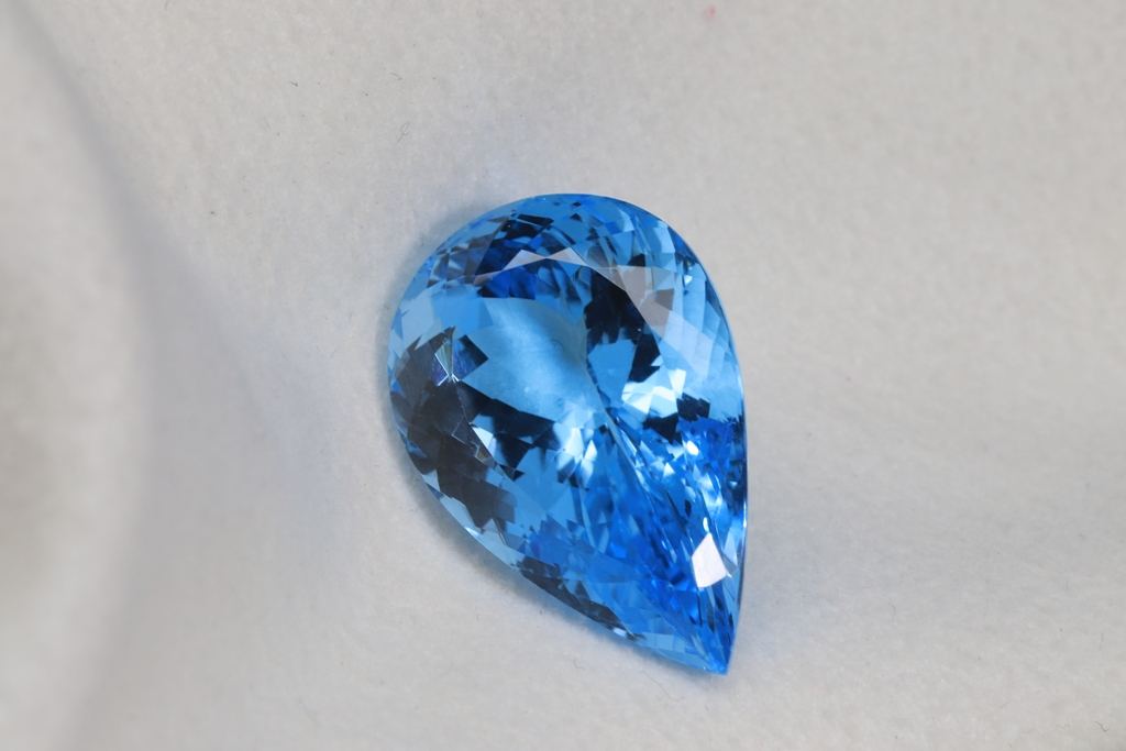 เช่นเดียวกับภาพ