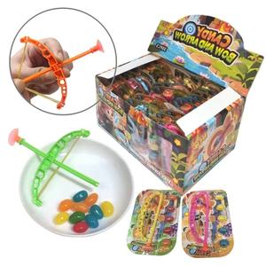 Gomitas Personalizables al por Mayor a Bajo Precio, Dulces de Gelatina para Niños con Juego de Arco y Flecha de Plástico con Dibujos Animados - Product Image 1