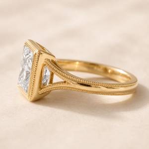 Bague Art Déco 3.00CT VS1 en diamant taille princesse à double sangle, cultivé en laboratoire, en or massif 18 carats, bijoux vintage raffinés pour femme, idéal pour les soirées - Product Image 2