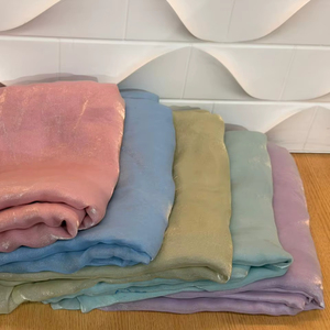 เส้นใยสังเคราะห์ไนลอนที่มีความแข็งแรง เนื้อสัมผัสเรียบเนียน น้ำหนักเบา เหมาะสำหรับสิ่งทอแฟชั่นและประสิทธิภาพสูง - Product Image 1