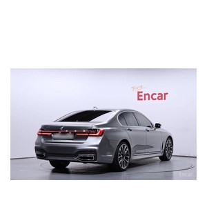 BMW Série 7 740d XDrive M Sport Janvier 2021 110 074 km Diesel Automatique Sièges en cuir Volant à gauche Caméra arrière - Product Image 2