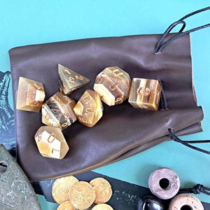 Dés en os polyédriques personnalisés, prêts pour la production, échantillon pour les nouveaux jeux de société, pour fabricants d'accessoires de jeu en gros - Product Image 1